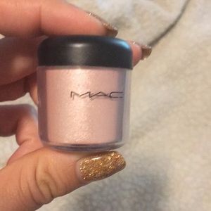 MAC “Shimmer time” Pigment
